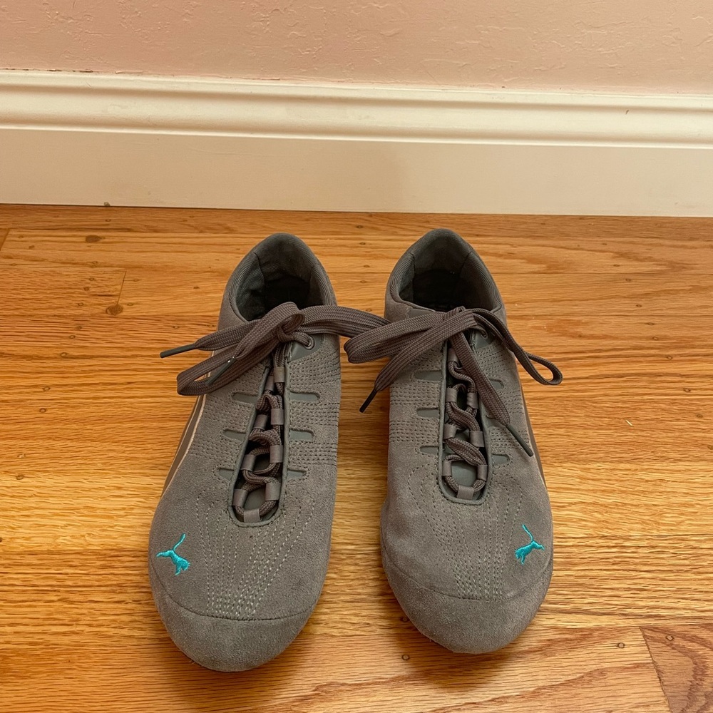 Puma women’s sneakers